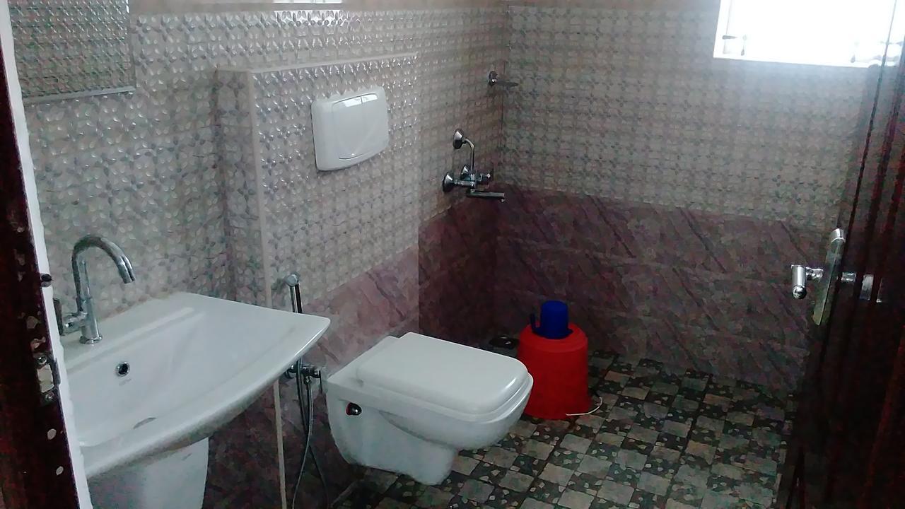 Indraprastha Tourist Home Chottanikara Luaran gambar